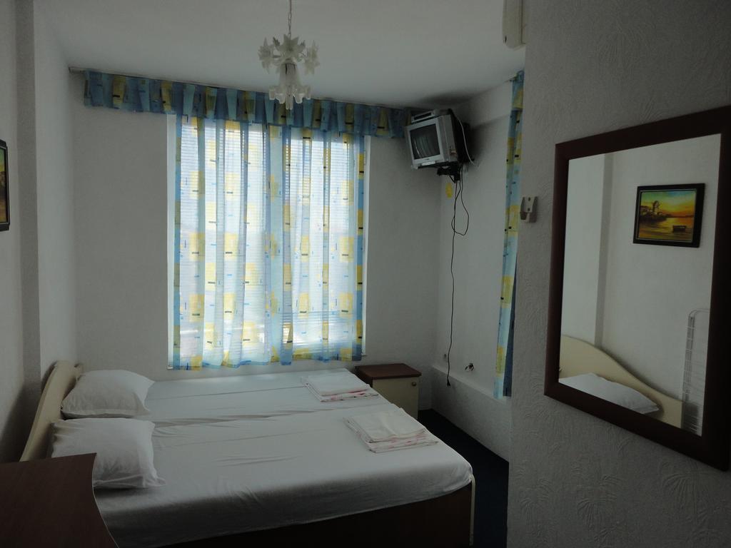 Guest Rooms Casa Luba Sveti Vlas Room photo